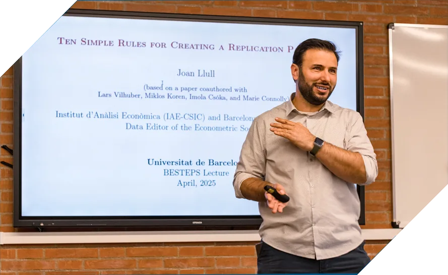 Joan Llull lecturing at BESTEPS